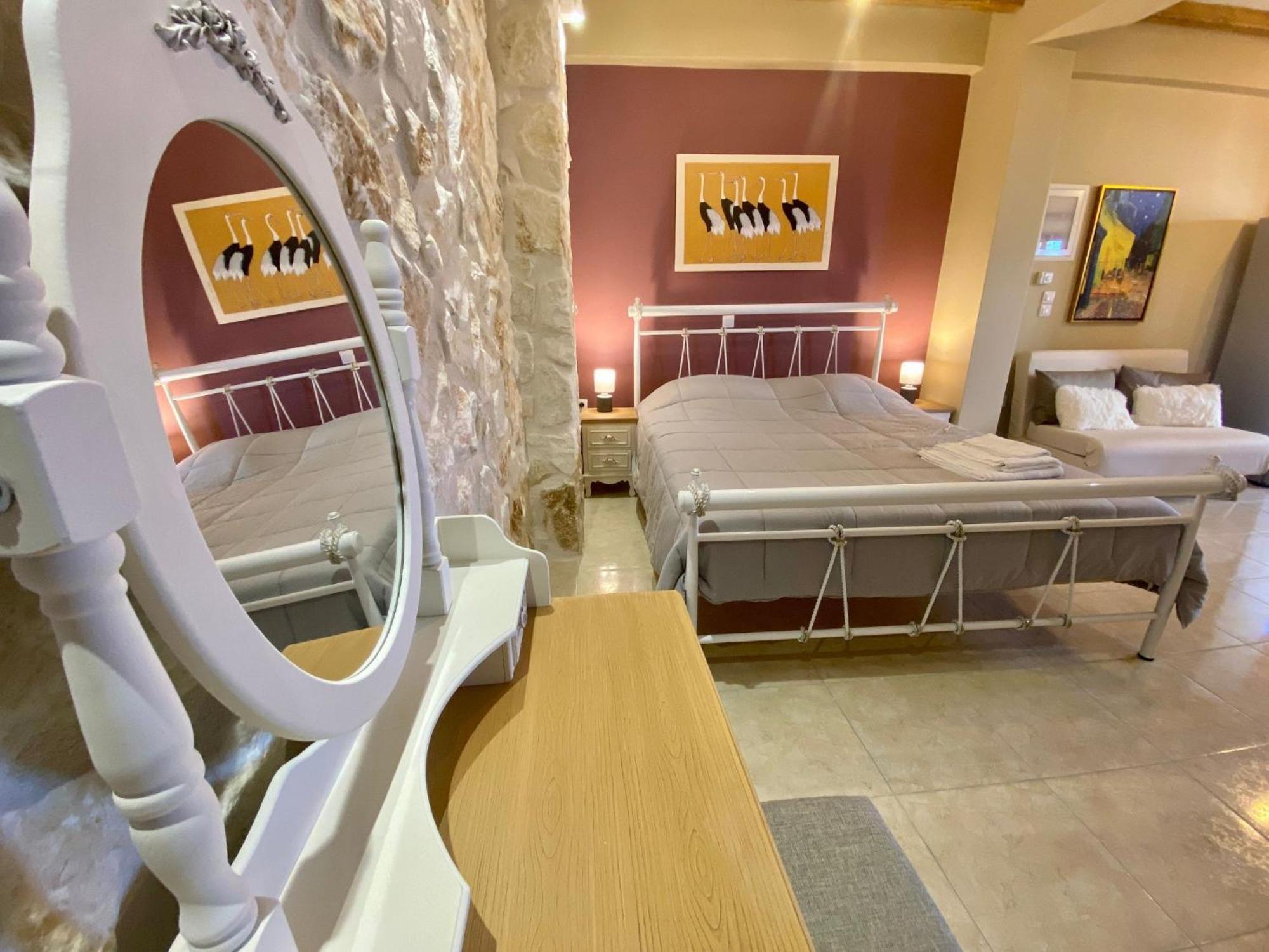 Panoraias Luxury Suite Kyparissia Ngoại thất bức ảnh